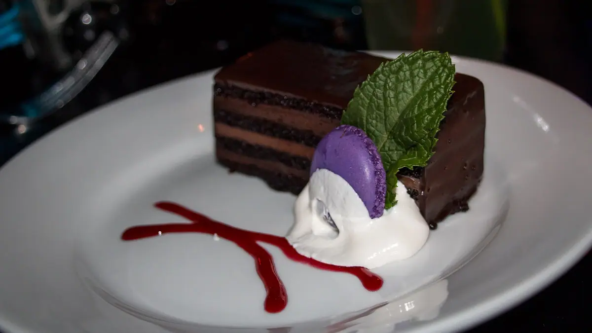 Cake House Bakery – eggless cake shop in Hounslow, London