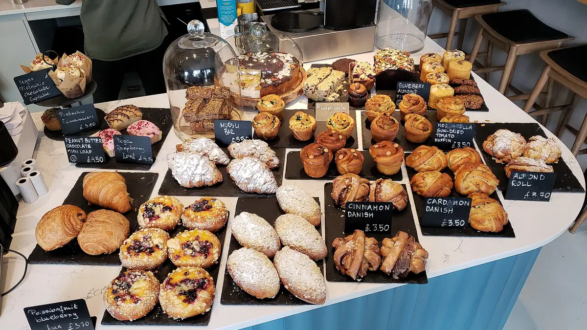 Eggless Cake Shop bakes